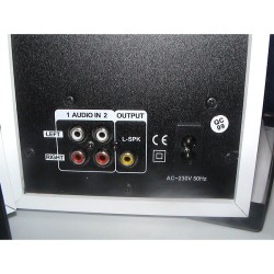 Enceintes Amplifiées 2 x 40W avec support  Enceinte Murale - Amplifiée