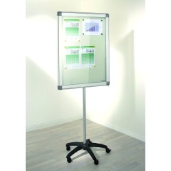 VITRINE D'INTERIEUR SUR PIED  Vitrine intérieur extérieur - sur pieds