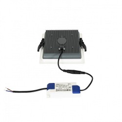 DWLGHT-NW-R-CDRD-15-145,Downlight LED SAMSUNG New Aero Slim Carré 130lm/W 15W UGR17 LIFUD Coupe 135x135mm