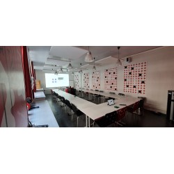 Intégrateur audiovisuel Paris ile de France,installation vidéoprojecteur, audiovisuel,salle de classe,reunion