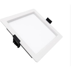 Dalle LED Carrée 24W Dimmable Dim To Warm Coupe 135x135 mm