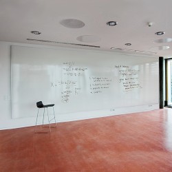 mur d'écriture  Mur d'écriture  ,panneau d'écriture, tableau blanc école