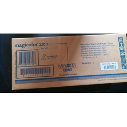 Toner Cyan KONICA MINOLTA 2200 à Montreuil